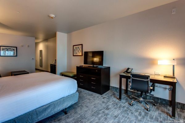 Holiday Inn Express & Suites GATESVILLE - N. FT HOOD (Gatesville)